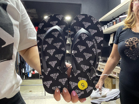 CHANCLAS GUESS 009