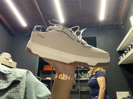 TENIS GUESS 020