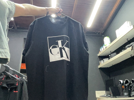 CAMISETA CK 012