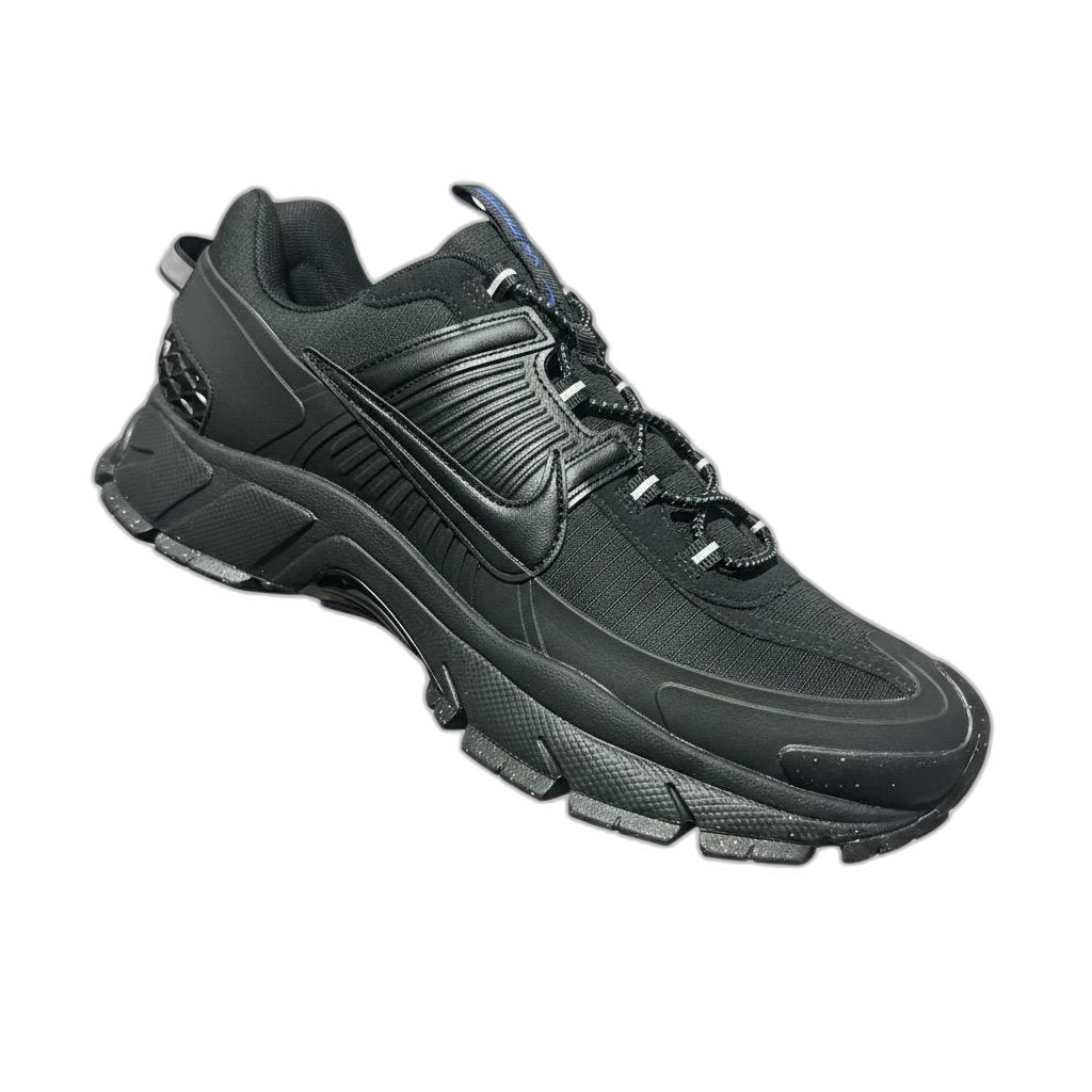 NIKE VOMERO